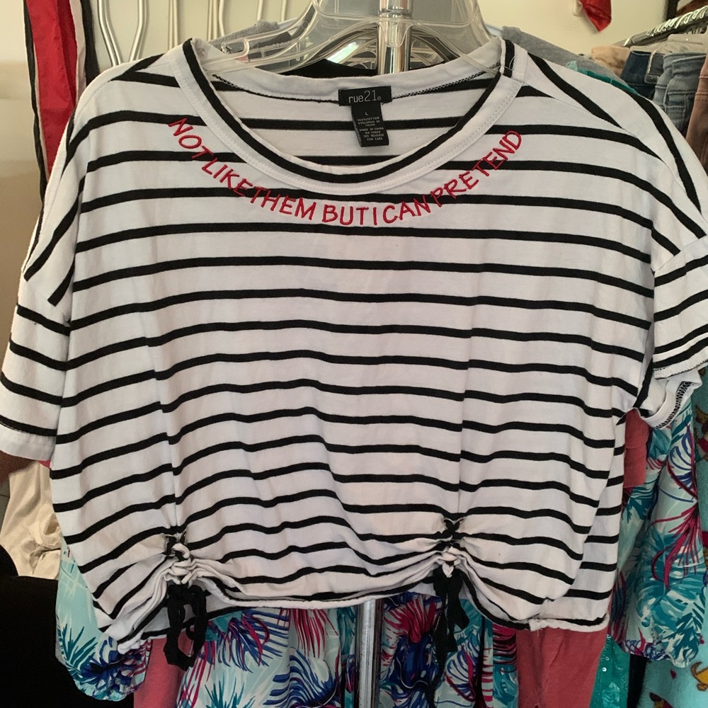 Rue 21 crop top